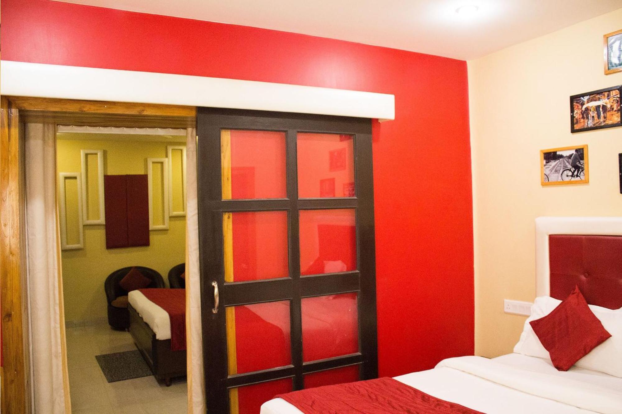 Hotel Varuna Varanasi